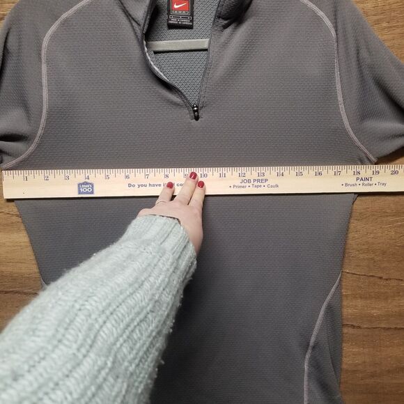Nike Team Boys L Gray 1/4 Zip Mock Neck Shirt Jacket Lightweight Running XC Golf - Picture 10 of 11